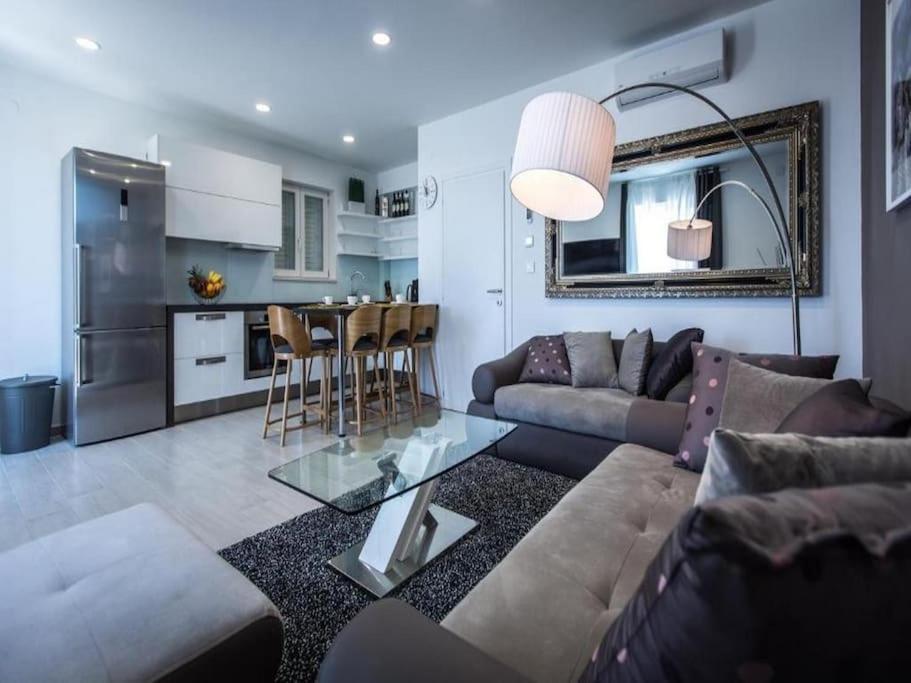 דוברובניק Bleu Villa - Three Bedroom Villa With Balcony And City View מראה חיצוני תמונה